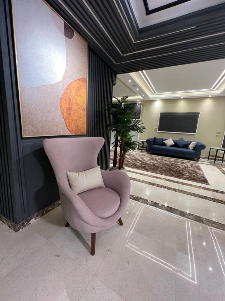 Interior Finishes 18